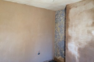 Skimming ceiling and walls